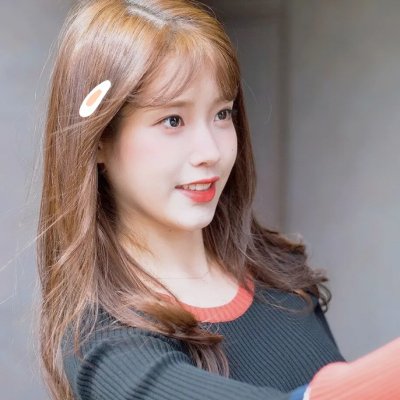 三个女儿把老爸宠上天